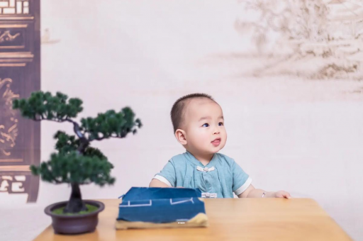 沧县宝宝6个月可以坐吗